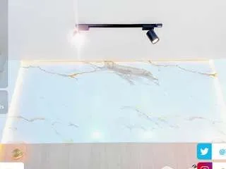 Offline valirya-devote on CamSoda