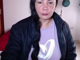 Freechat vivian-milf-paint on CamSoda