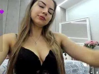 Freechat von-dee on CamSoda