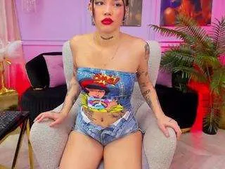 Freechat yasminwild on CamSoda