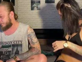 Offline younghotcouple on CamSoda