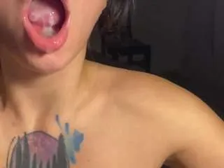 Offline younghotcouple on CamSoda