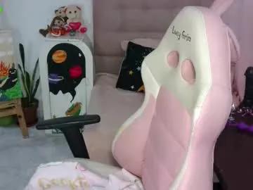 111lucygrim111 on Chaturbate 