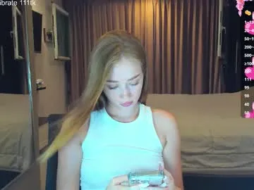 Freechat _hot_mia_1 on Chaturbate