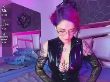 annie_swan on Chaturbate 