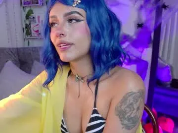 Freechat blue_kittenn on Chaturbate