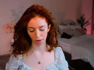 Freechat christinaconteeree on Chaturbate