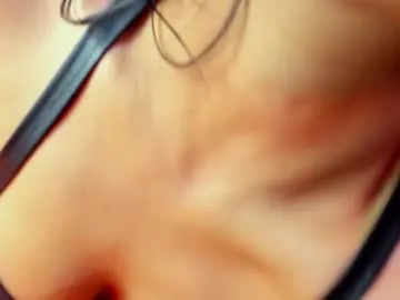 Freechat cristalhorny_69 on Chaturbate