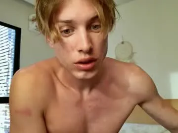 cryptongood on Chaturbate