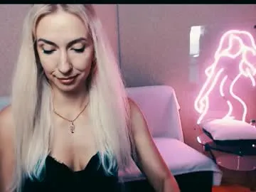 Freechat cute_smile_shy on Chaturbate