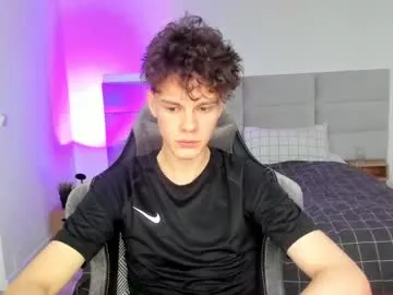 cute_thomas on Chaturbate