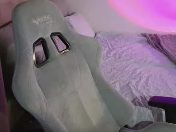 cute_thomas on Chaturbate