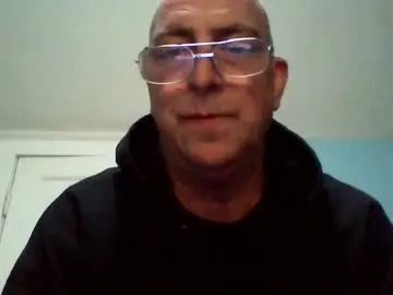 daniel_lbc — #makemecum #new #mature #dirtytalk #daddy I'm the Dad You Love to Fuck!!!