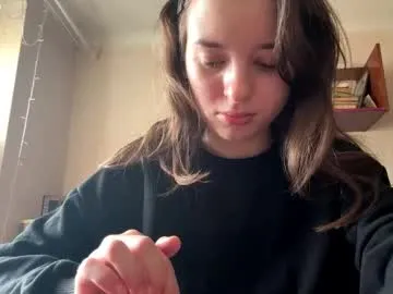 Freechat daniellevaulet on Chaturbate