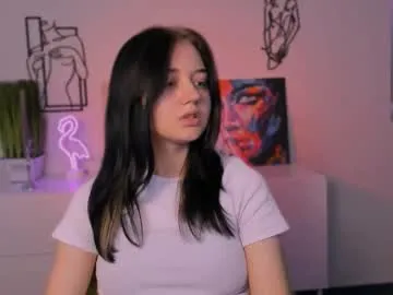 eliora_silk — GOAL: show ass 5 sec [200 tokens remaining] Welcome to my room! #sex #lovense #18 #feet #hot