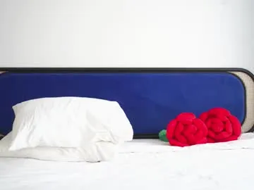 Chaturbate flowersprincess is Freechat flowersprincess — hi im daryaSQUIRT SPLASHING -555tk smile for free #squirt #anal #lovense #feet #natural