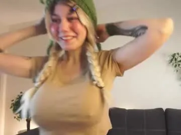 Freechat forestproject on Chaturbate