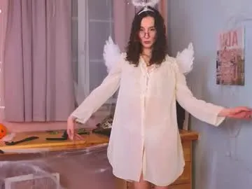 Freechat hotlaracroft on Chaturbate