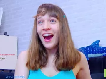 Freechat ivorydreams on Chaturbate