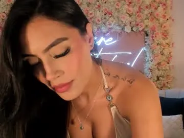 jadeevansx — GOAL: Sexy dance naked [100 tokens remaining]  I will show you what it feels like to be in my room #bigass  #bigboobs #latina #longhair #curvy