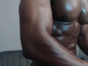 johnnydolce50 — WORSHIP THE MASTER!! #muscle  #master #slave #findom [Tip in ascending order from 1 to 99. Next tip needed: 31]