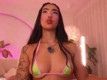 Freechat kali_hiill on Chaturbate