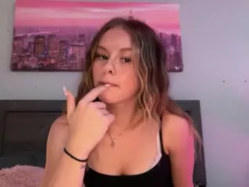 Freechat kenziesmithh on Chaturbate