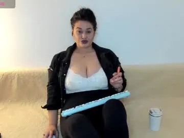 laura_sinner — #mistress #strapon #cuckold #bigboobs #bbw