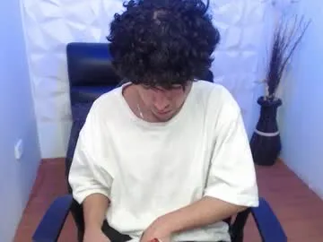 liil_boy on Chaturbate 