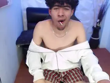 liil_boy on Chaturbate 