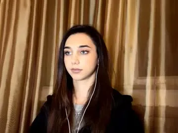 lilihalvorsen — GOAL Flirtatiously fix my hair Hi, my name is Lina, I'm 18yo and #new #shy #18 #skinny #smalltits [74 tokens remaining]