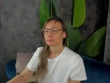 lillian_white1 on Chaturbate 