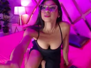 lolapierce on Chaturbate 