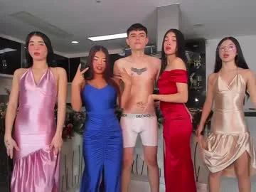 Group loving_ladies on Chaturbate