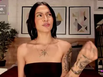 Freechat lunaruso on Chaturbate