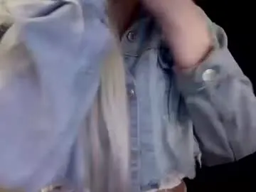 Freechat madelinevalentine on Chaturbate