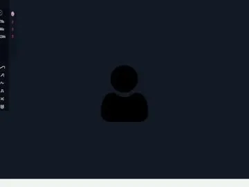 Freechat marciecommon on Chaturbate