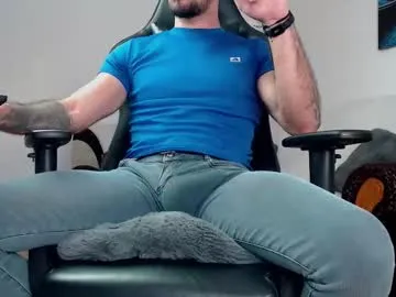 Freechat marioslim on Chaturbate