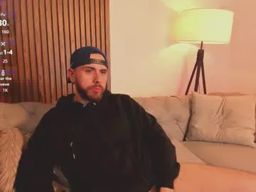 maximo_wolf1 on Chaturbate