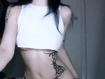 midnightsiren — GOAL:      ::  #new #18 #goth #nonude [666 tokens remaining]