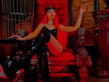 Freechat moniqueresse on Chaturbate