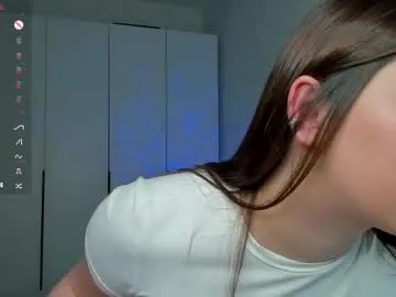 murbur — Hey!! I'm Kaya! Im back, guys!!! #shy #18 #teen #young #lovense Goal: Topless^_^ ^_^ [0 tokens remaining]