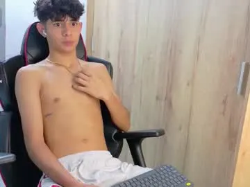 Freechat noah_garcia_thompson on Chaturbate