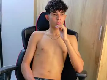 Chaturbate noah_garcia_thompson is Freechat noah_garcia_thompson — Sexy Latin Boy!! #bigcock #cumshow #hardcock #lovense #new