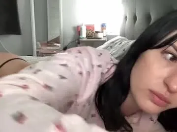 Freechat ohrileyxo on Chaturbate