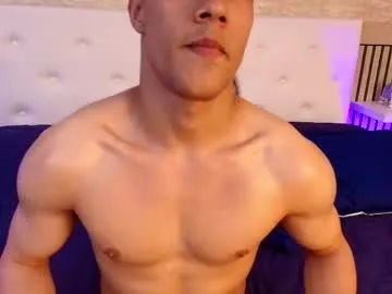 patrick_senova — Reaching the Goal CumShow... Let's go to have fun guys #latino #fit #cumshot #abs #armpits