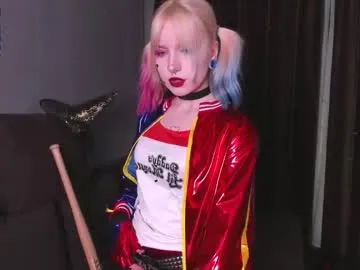 piginnya on Chaturbate 