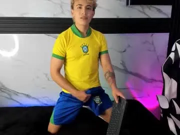 Freechat saimonvela on Chaturbate