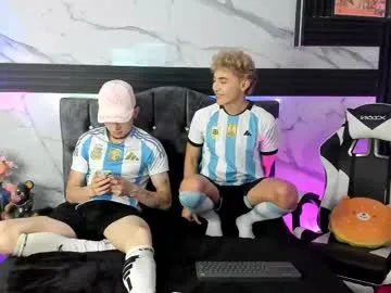 Freechat saimonvela on Chaturbate