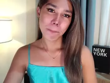 Freechat skyllerkent on Chaturbate